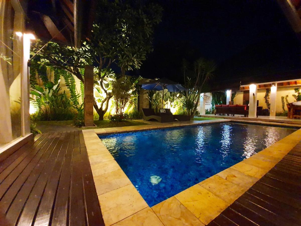 Villa Davenny Seminyak Buitenkant foto
