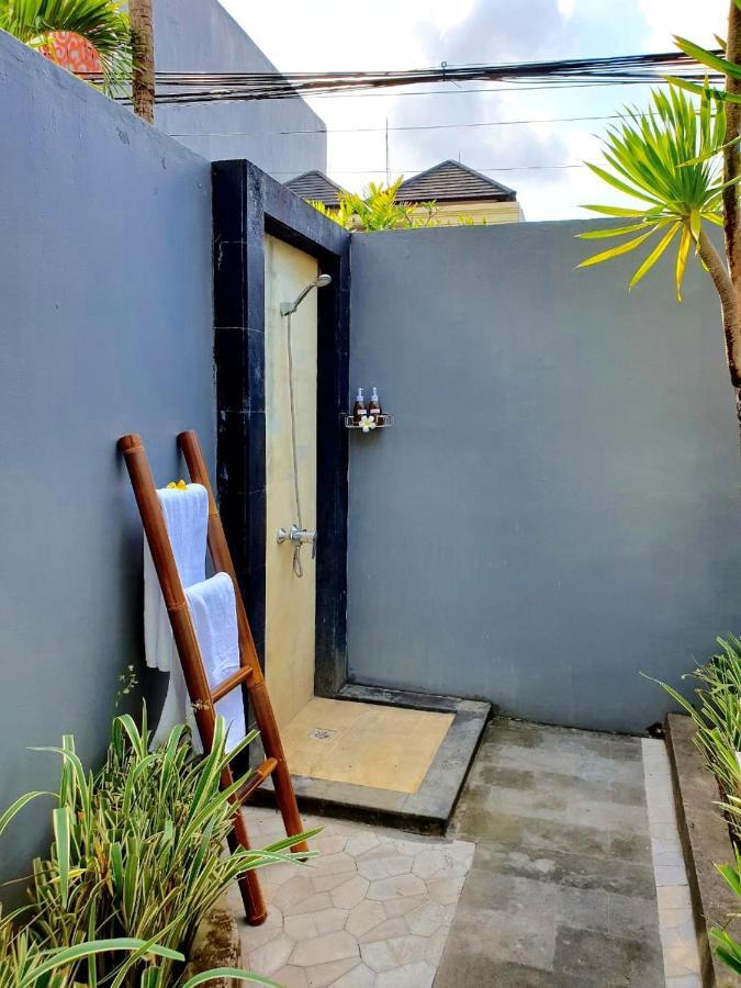 Villa Davenny Seminyak Buitenkant foto