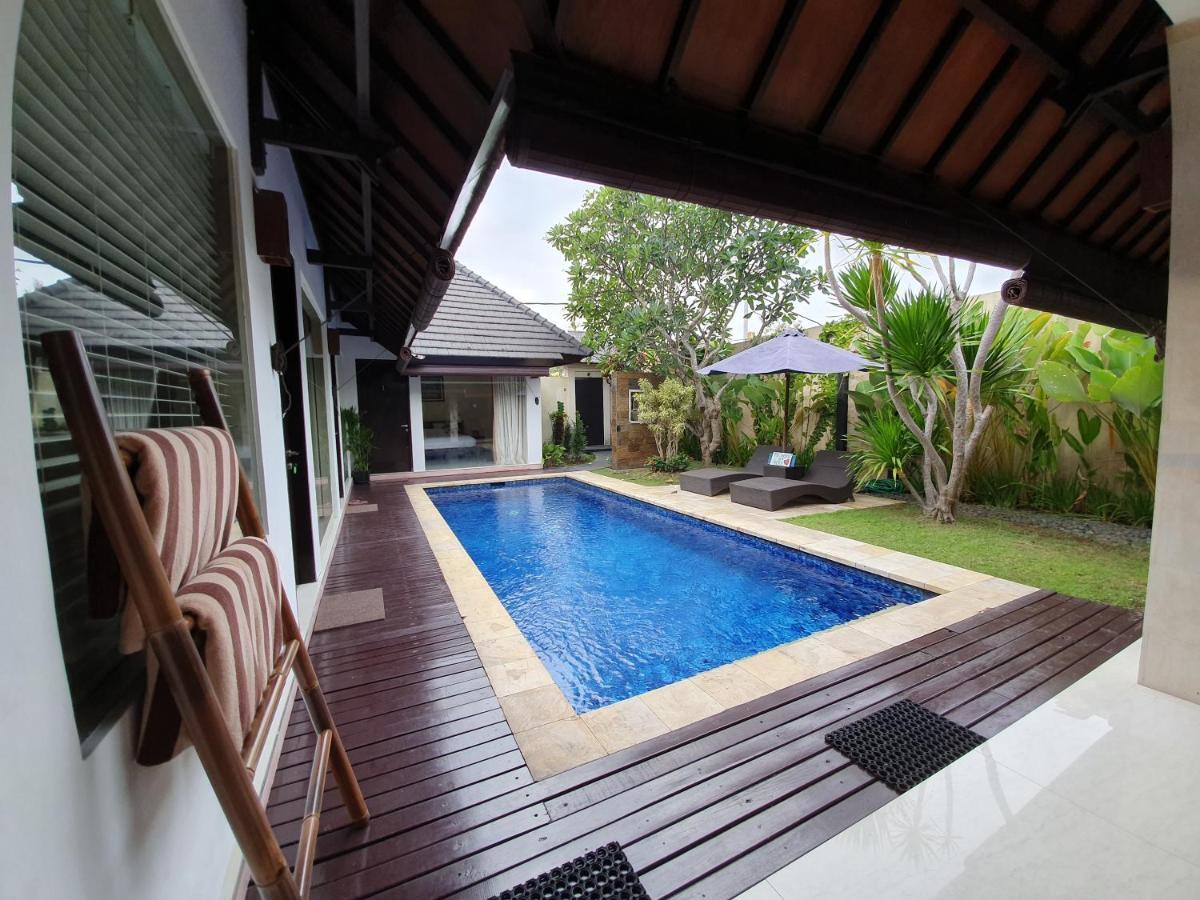 Villa Davenny Seminyak Buitenkant foto